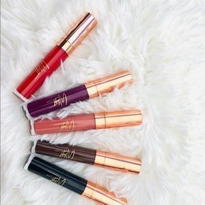 Amazing long lasting matte lipstick